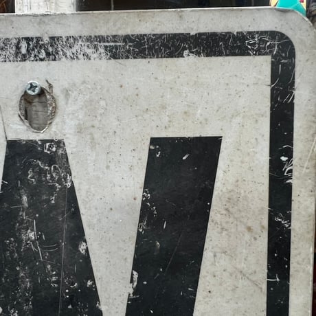 Vintage W SIGN 17-18-12