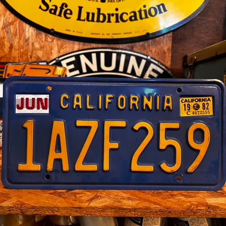 Vintage License Plate カリフォルニア州 19-107-20