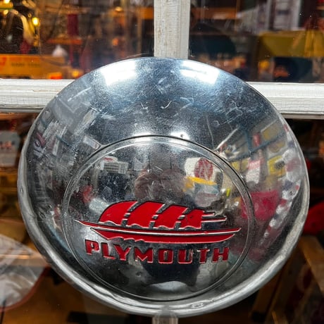 Vintage PLYMOUTH ホイール キャップ 18-101-4