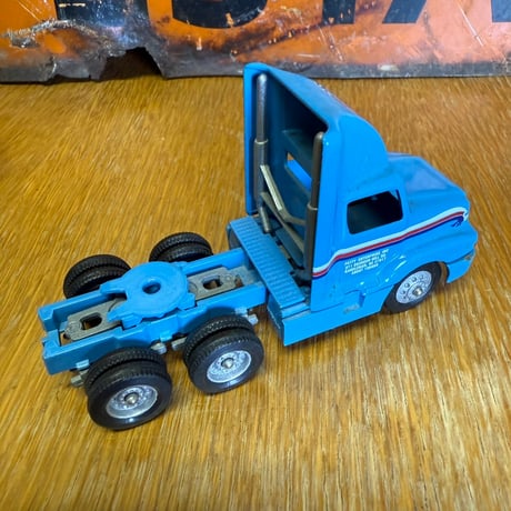 Vintage STP トレーラー ミニカー 8-122