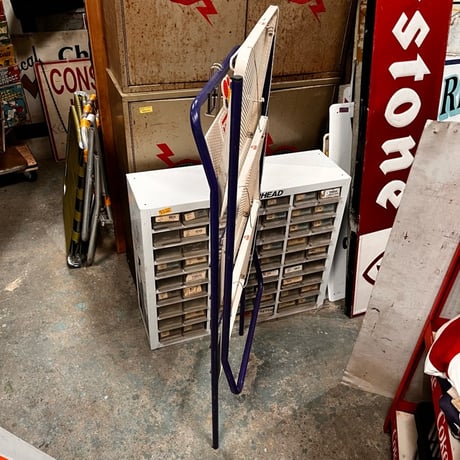 Vintage WONDER BREAD DISPLAY RACK 19-33