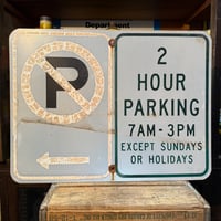 Vintage 2HOUR PARKING 道路標識 21-213-32