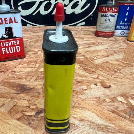 Vintage MOTOR OIL OIL CAN 16-c-51