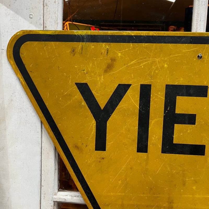 Vintage YIELD SIGN 18-227-13 | BigBear Online S