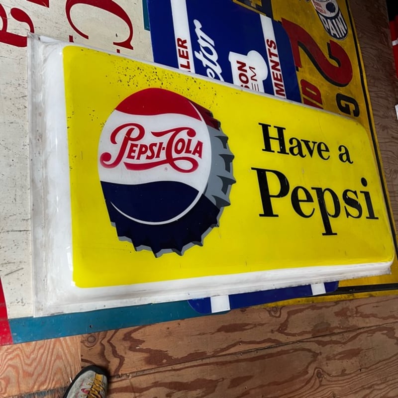 Vintage PepsiCola プラスチック Sign 17-72 | BigBear O