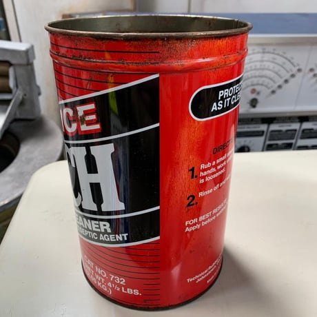 TECH　ヴィンテージ　缶