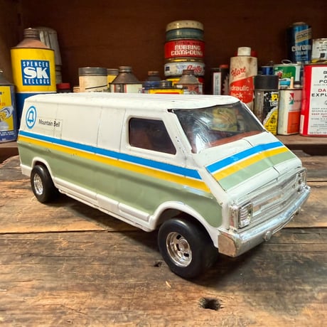 Vintage Mountain Bell Telephone Service Van ミニカー 21-316