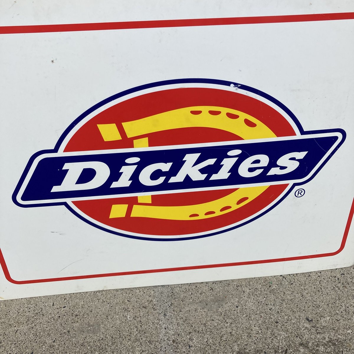 【Dickes ディッキーズ】プラスチック看板 Dickes ディッキーズ】プラスチック看板 【公式通販】