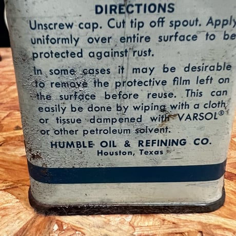 Vintage ESSO OIL CAN 16-c-49
