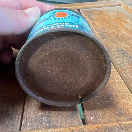 Vintage Permatex Aviation Form-A-GASKET OIL CAN 16-c-19