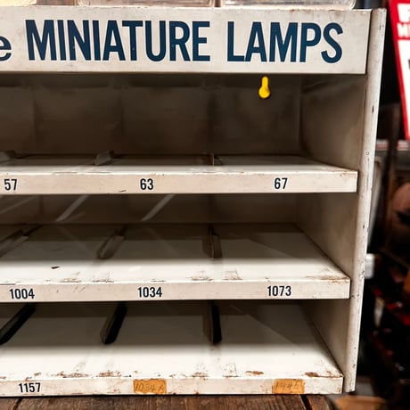 Vintage AC Guide Miniature Lamps DISPLAY Cabinet 19-217