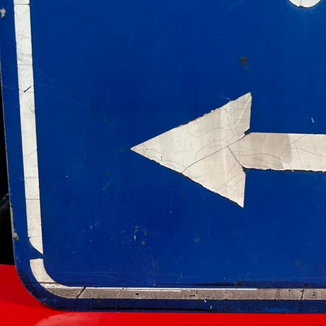 Vintage Handicapped parking only 道路標識 18-22