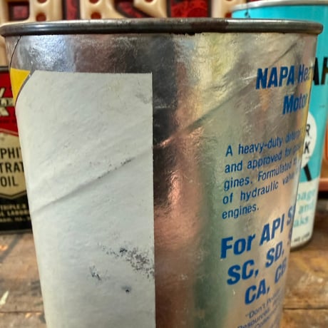 Vintage NAPA OIL CAN 16-c-88
