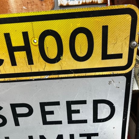 SCHOOL　SPEEDLIMIT　20　ヴィンテージ　ロードサイン　道路標識　(15)311