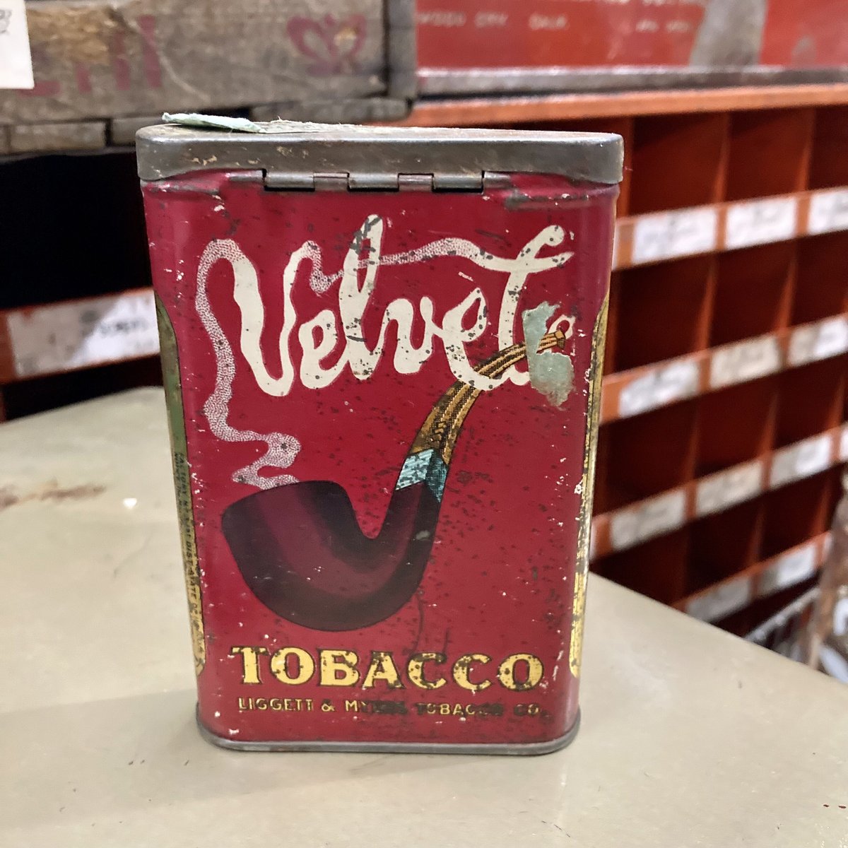 Velvet ヴィンテージ タバコ ブリキ缶 14-44-2 | BigBear Online