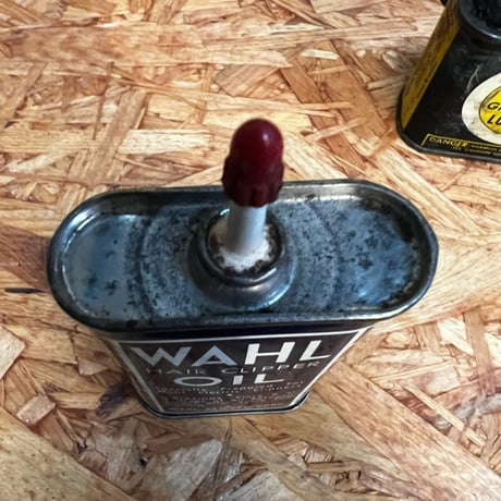 Vintage WAHL OIL CAN 16-c-40