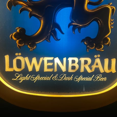 Vintage LOWENBRAU LIRHT 1978  18-264
