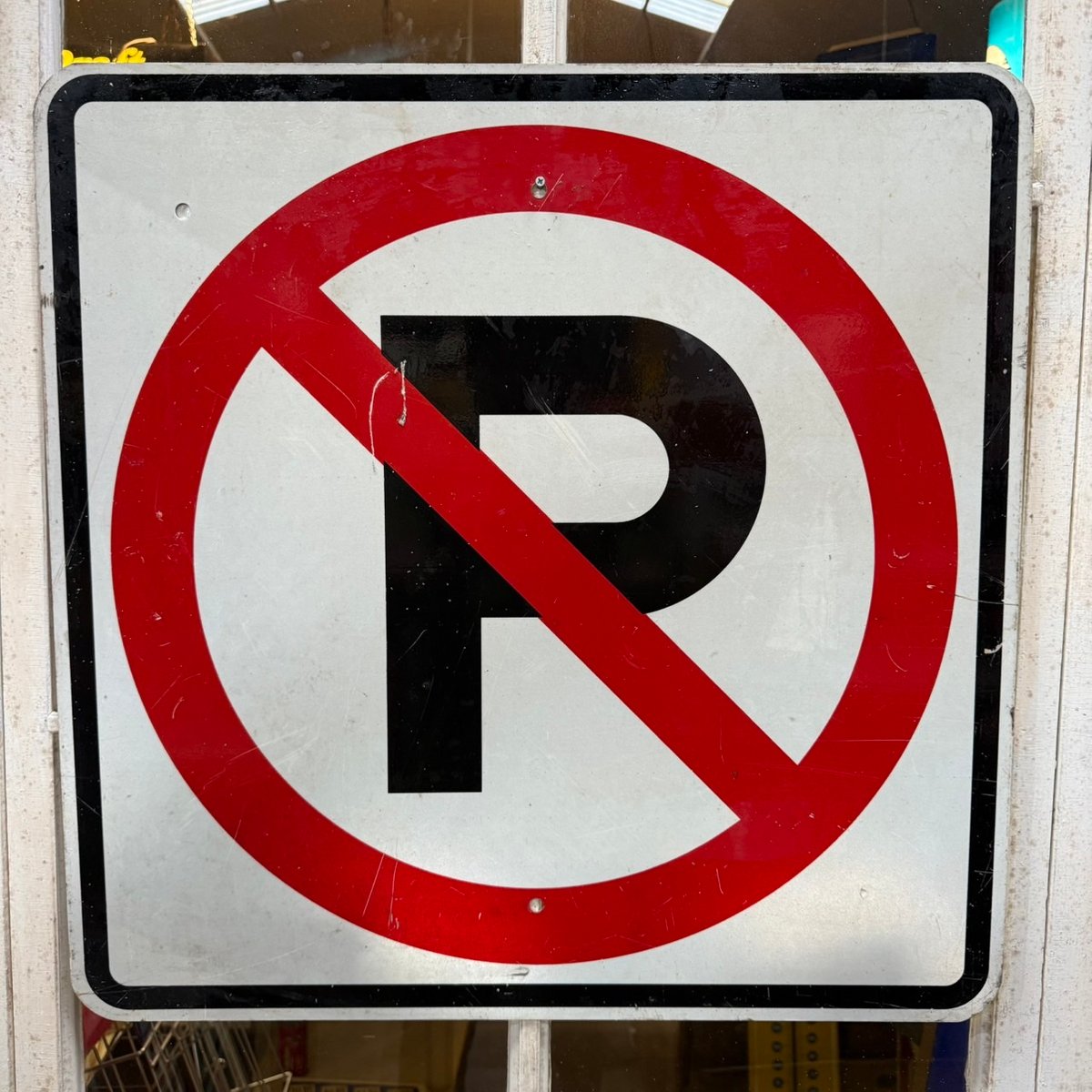 貴重 ロードサイン NO PARKING アメリカ 看板 道路標識 本物 看板 ロードサイン NO PARKING（駐車禁止） 縦30.5×横30.5cm