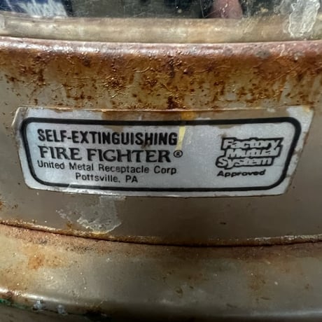 Vintage TrashCan 19-206