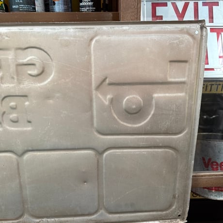 Vintage GM AUTHORIZED SERVICE 看板 18-123
