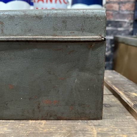 Vintage DUNLOP Tool BOX 19-303-7