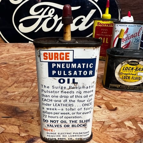 Vintage SURGE OIL CAN 16-c-39