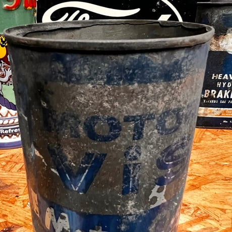 Vintage Moter Vis Oil Can 17-77-2