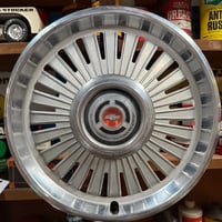 Vintage CHEVROLET ホイールキャップ 18-49-10