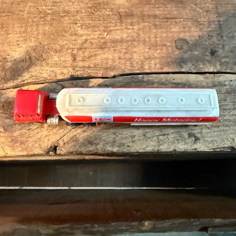 Vintage EXXON タンクローリートラック 20-428-24
