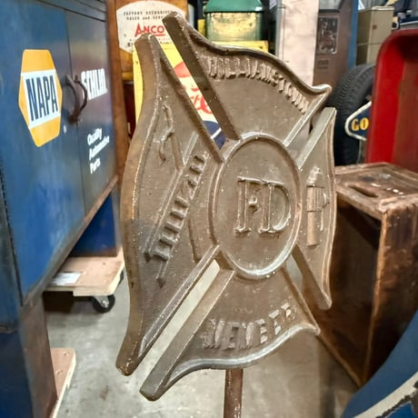 Vintage WILLIAMSTOWN FD MEMBER  アイアンサイン 19-185-6