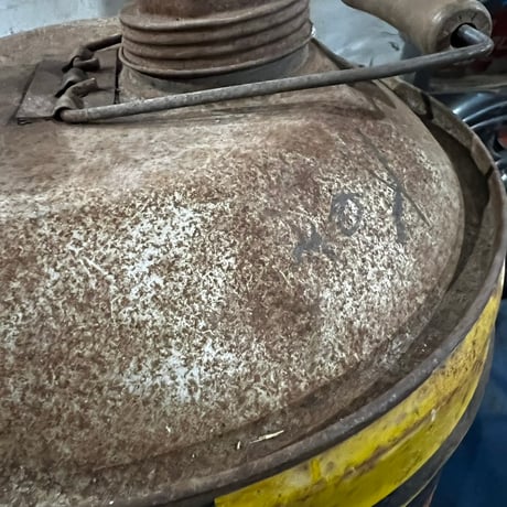 Vintage PENNZOIL OIL CAN 19-158
