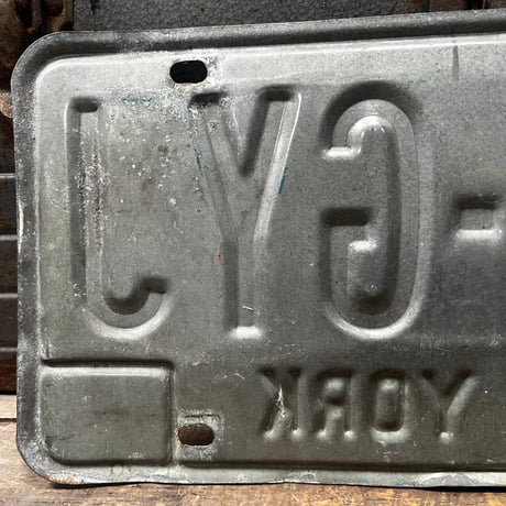 Vintage License Plate 19-173-5