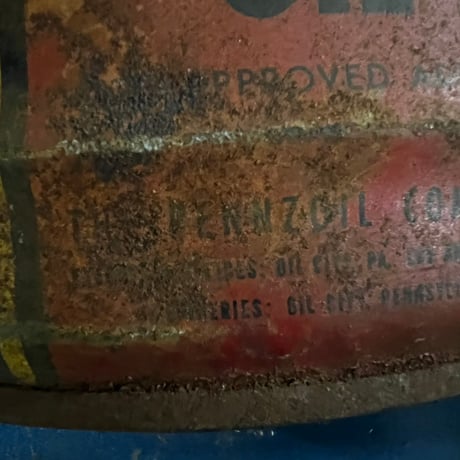 Vintage PENNZOIL OIL CAN 19-158