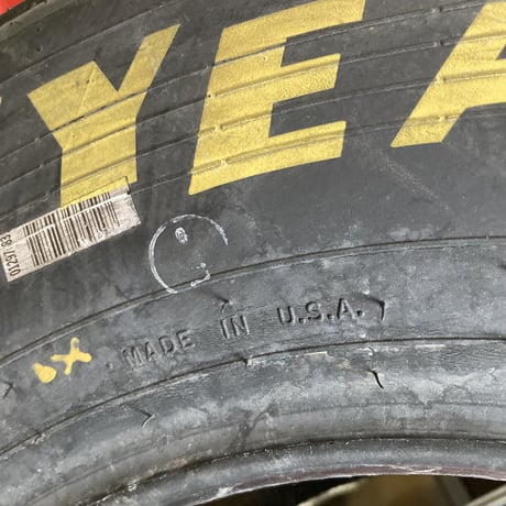 Goodyear Eagle　ヴィンテージ　＃1タイヤ　15-112