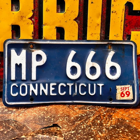 Vintage License Plate コネチカット州　19-107-6