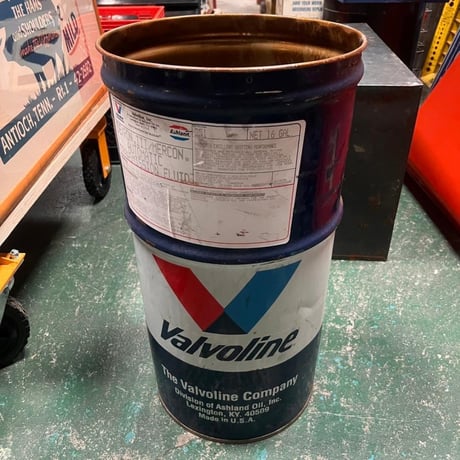 VALVOLINE バルボリン ヴィンテ ージ オイル缶 ドラム缶　(13)281