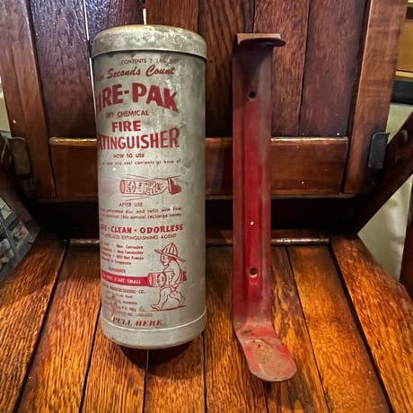 Vintage 1955 FIRE-PAK ドライケミカル消火器 16-2-33