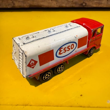 Vintage ESSO ミニカー 20-428-28