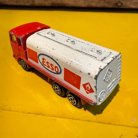 Vintage ESSO ミニカー 20-428-28