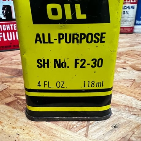 Vintage MOTOR OIL OIL CAN 16-c-51