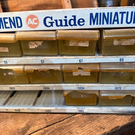 【特価】Vintage AC Guide Miniature Lamps キャビネット 20-296