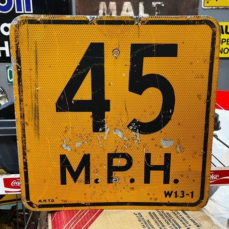 CATEGORY 道路標識 | BigBear Online Store