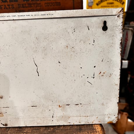 Vintage AC Guide Miniature Lamps DISPLAY Cabinet 19-217