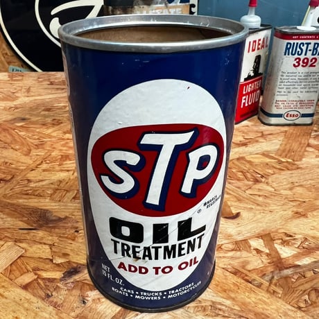 Vintage STP OIL CAN 16-c-55
