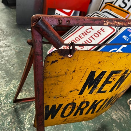 Vintage　MEN WORKING　道路標識　18-98