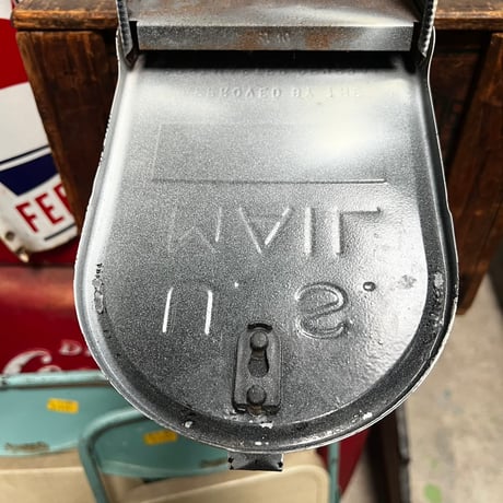 Vintage MAIL BOX AHO 18-75