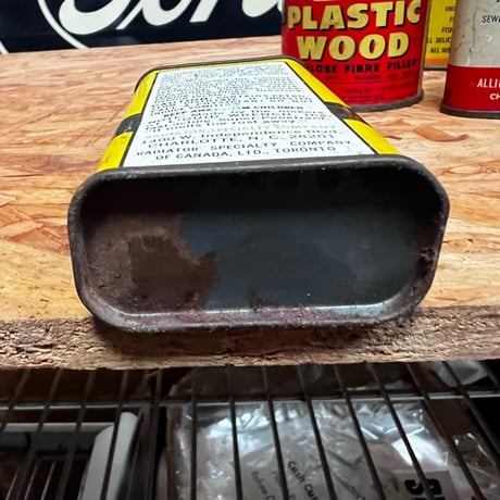 Vintage OIL CAN 16-c-47