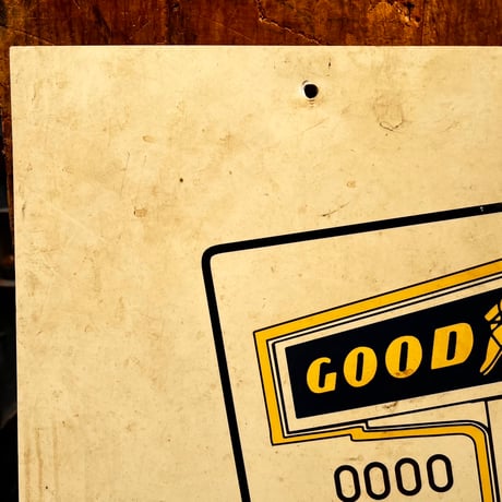 Vintage GOODYEAR プラスチックSign 18-19