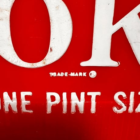 Vintage Coke bottleCase 19-218