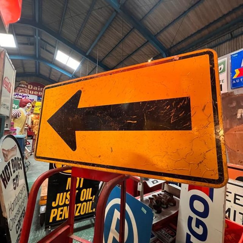 矢印 ロードサイン 道路標識 大型 (14)349 | BigBear Online Store 矢印 ロードサイン 道路標識 大型 (14)349 | BigBear Online Store